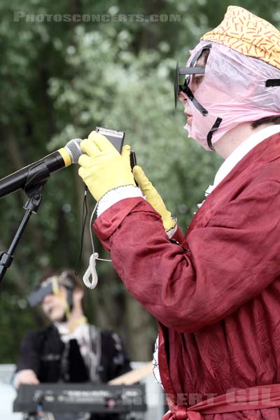 GARY WILSON AND THE BLIND DATES - 2013-05-26 - PARIS - Parc de la Villette - 